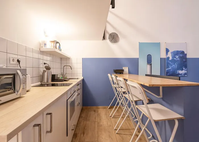 Cosy In Party District W41 Blue *