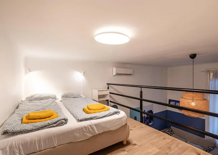 Cosy In Party District W41 Blue * Budapest